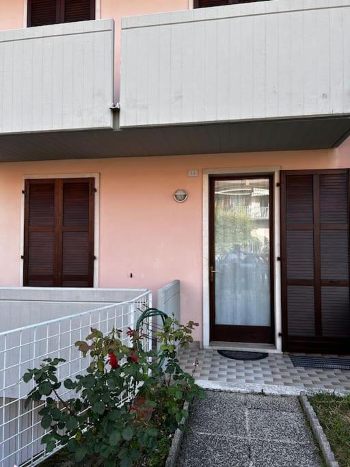 Near Town Centre And Lake - Le Colombe Bardolino Exterior photo